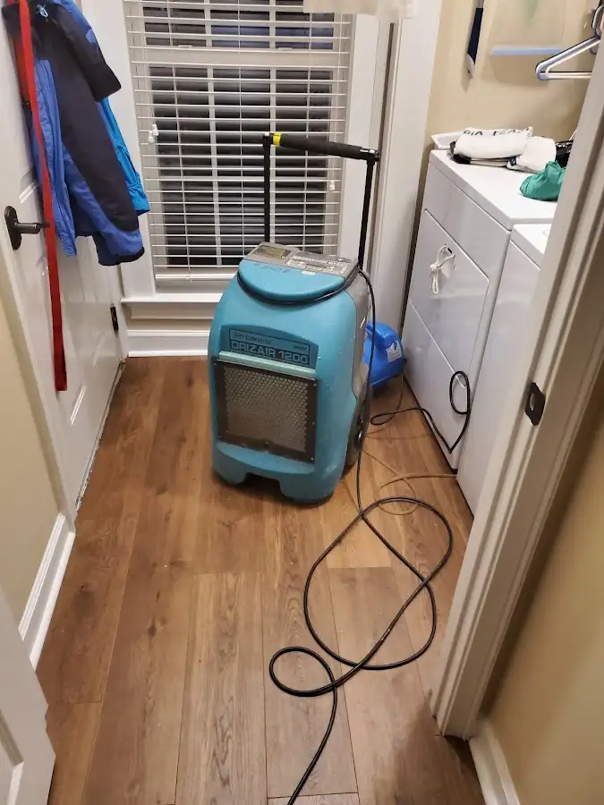 Commercial dehumidifier deployed for Flood Damage Cleanup in Swartz Creek